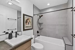 1300 Andrews Pl, Jacksonville, OR 97530 - Photo 34