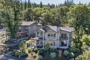 1300 Andrews Pl, Jacksonville, OR 97530 - Photo 52