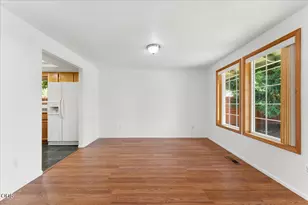 3533 Alderwood Dr, Medford, OR 97504 - Photo 10