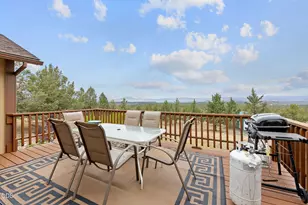 1047 SE Akins Dr, Prineville, OR 97754 - Photo 8