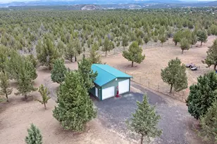 1047 SE Akins Dr, Prineville, OR 97754 - Photo 24