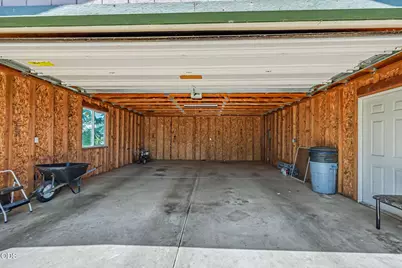 5595 Table Rock Road, Central Point, OR 97502 - Photo 10
