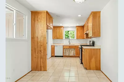 5595 Table Rock Road, Central Point, OR 97502 - Photo 18