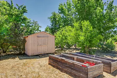 5595 Table Rock Road, Central Point, OR 97502 - Photo 36
