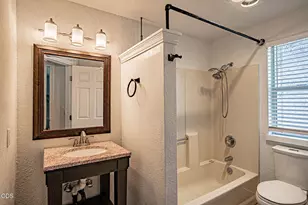 171 Peggy Ln, Talent, OR 97540 - Photo 14