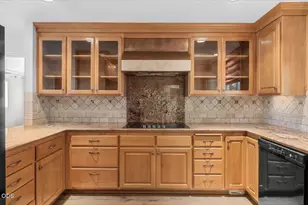 42256 Skiway Dr, Klamath Falls, OR 97601 - Photo 18