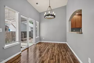 308 Live Oak Loop, Central Point, OR 97502 - Photo 8