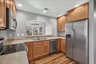 308 Live Oak Loop, Central Point, OR 97502 - Photo 10