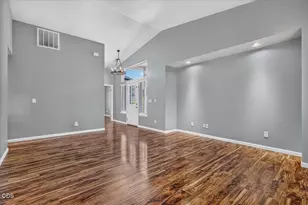 308 Live Oak Loop, Central Point, OR 97502 - Photo 6