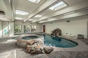 1403 Highcrest Dr, Medford, OR 97504 - Photo 36
