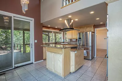 1403 Highcrest Drive, Medford, OR 97504 - Photo 12