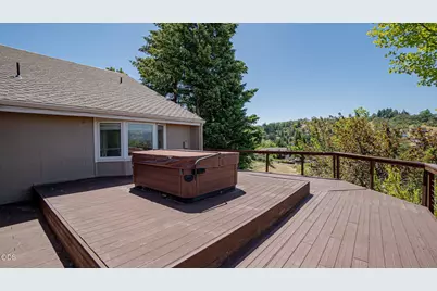 1403 Highcrest Drive, Medford, OR 97504 - Photo 64