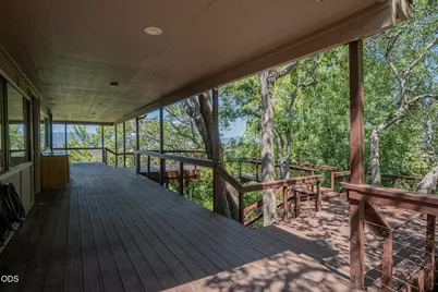 1403 Highcrest Drive, Medford, OR 97504 - Photo 8