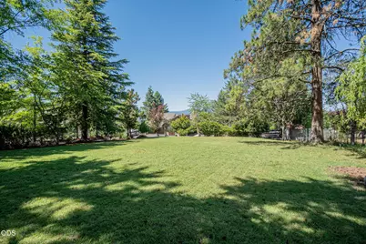 1403 Highcrest Drive, Medford, OR 97504 - Photo 70