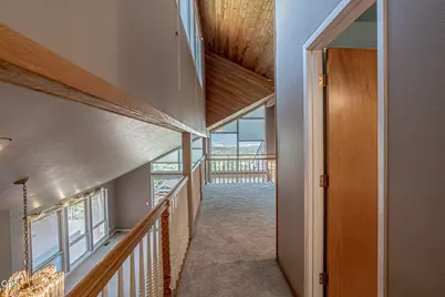1403 Highcrest Drive, Medford, OR 97504 - Photo 26