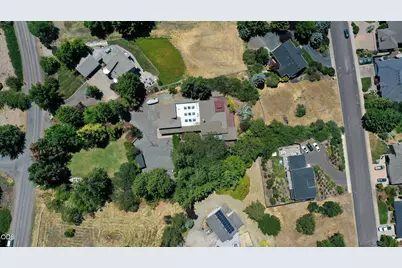 1403 Highcrest Drive, Medford, OR 97504 - Photo 90