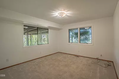 1403 Highcrest Drive, Medford, OR 97504 - Photo 44