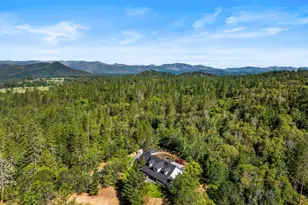 3620 Demaray Dr, Grants Pass, OR 97527 - Photo 28