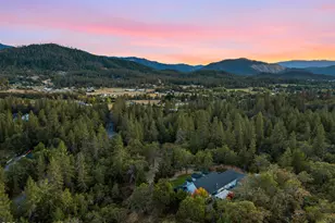 3620 Demaray Dr, Grants Pass, OR 97527 - Photo 2