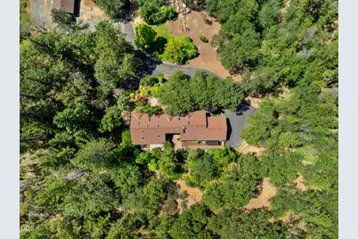 840 Shadow Hills Drive, Grants Pass, OR 97526 - Photo 6