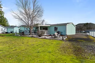 104 Hart Cir, Shady Cove, OR 97539 - Photo 30