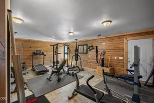 24605 Dodds Rd, Bend, OR 97701 - Photo 56