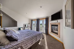 24605 Dodds Rd, Bend, OR 97701 - Photo 18