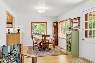 75 Dewey Street, Ashland, OR 97520 - Photo 12
