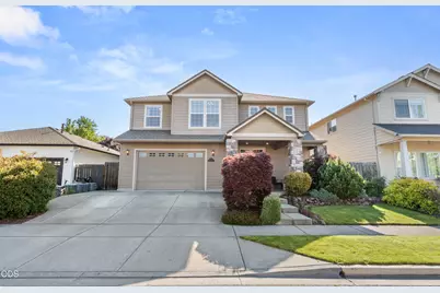 711 Isherwood Drive, Central Point, OR 97502 - Photo 4