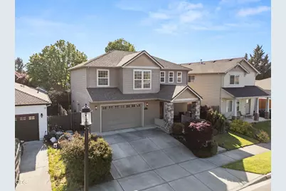 711 Isherwood Drive, Central Point, OR 97502 - Photo 6
