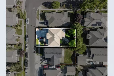 711 Isherwood Drive, Central Point, OR 97502 - Photo 52