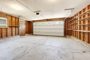 2533 Tahitian Ave, Medford, OR 97504 - Photo 50