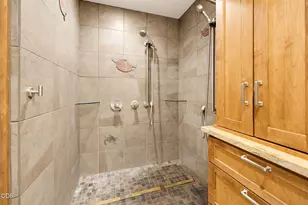 2533 Tahitian Ave, Medford, OR 97504 - Photo 30