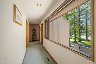 57218 Island Rd, Sunriver, OR 97707 - Photo 20