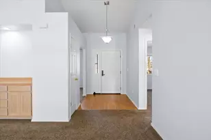 972 Harbor Isle Blvd, Klamath Falls, OR 97601 - Photo 6