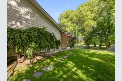972 Harbor Isle Boulevard, Klamath Falls, OR 97601 - Photo 28