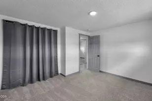 730 NE Lakeside Dr, Madras, OR 97741 - Photo 20