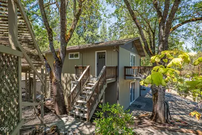 2564 Old Military Road, Central Point, OR 97502 - Photo 42