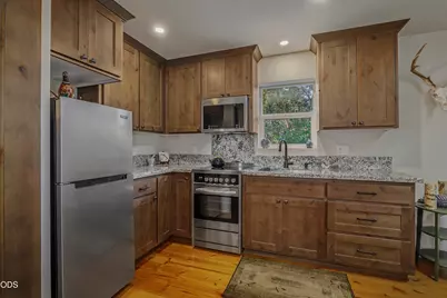2564 Old Military Road, Central Point, OR 97502 - Photo 44