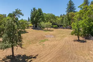 2564 Old Military Rd, Central Point, OR 97502 - Photo 64