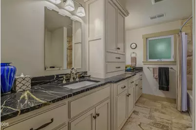2564 Old Military Road, Central Point, OR 97502 - Photo 26