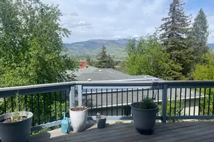 1100 Beswick Way, Ashland, OR 97520 - Photo 4