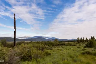 846 Abbott Mountain Way, Klamath Falls, OR 97601 - Photo 1