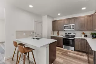 3366 NW 7th St, Redmond, OR 97756 - Photo 12