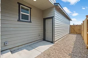 3366 NW 7th St, Redmond, OR 97756 - Photo 26
