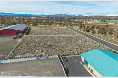 2200 SW Deerhound Avenue, Redmond, OR 97756 - Photo 12