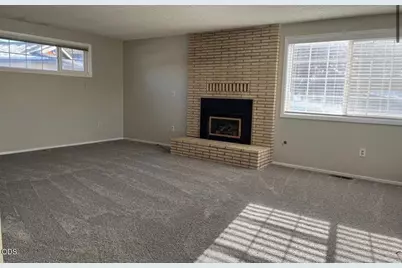 4407 N Meadows Court N, Klamath Falls, OR 97603 - Photo 2