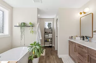 2059 SE 176th Ave, Portland, OR 97233 - Photo 14
