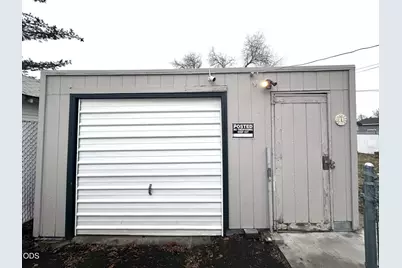 2440 Darrow Avenue, Klamath Falls, OR 97601 - Photo 18