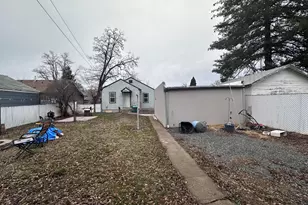 2440 Darrow Ave, Klamath Falls, OR 97601 - Photo 8